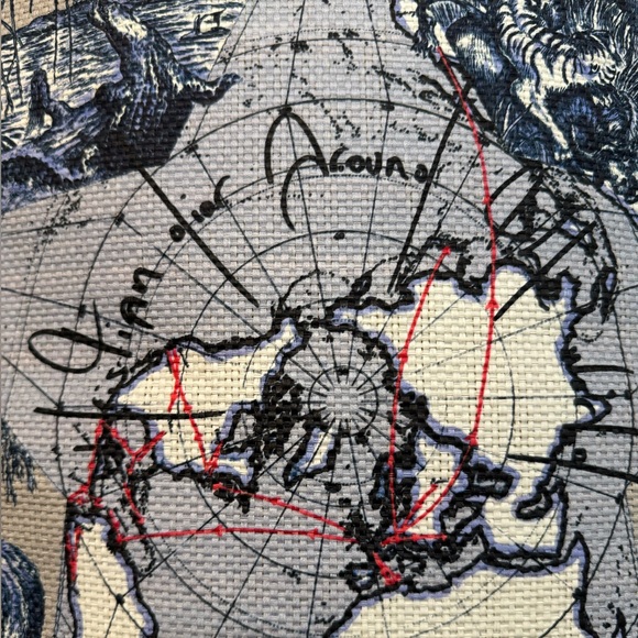 NEW Dior Around The World Lt’d Ed Large Straw Tote with Removable Hard Bottom - Picture 4 of 9